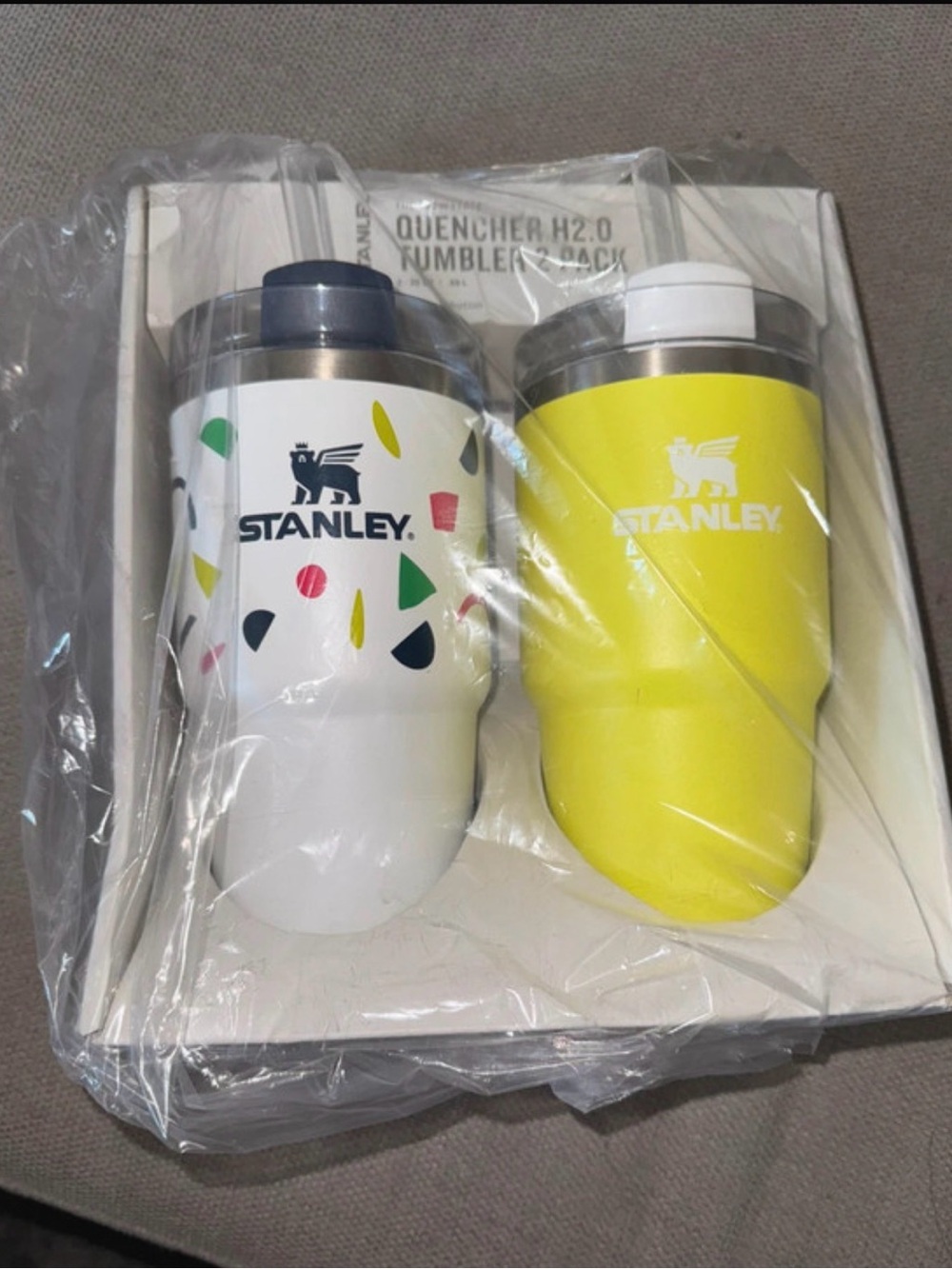 Stanley Quencher Tumblers - White Confetti & Bright Yellow
